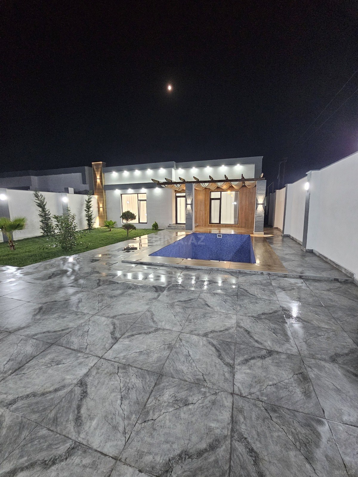 4 otaqlı Həyət evi/Bağ evi, Şüvəlan q., Bakı