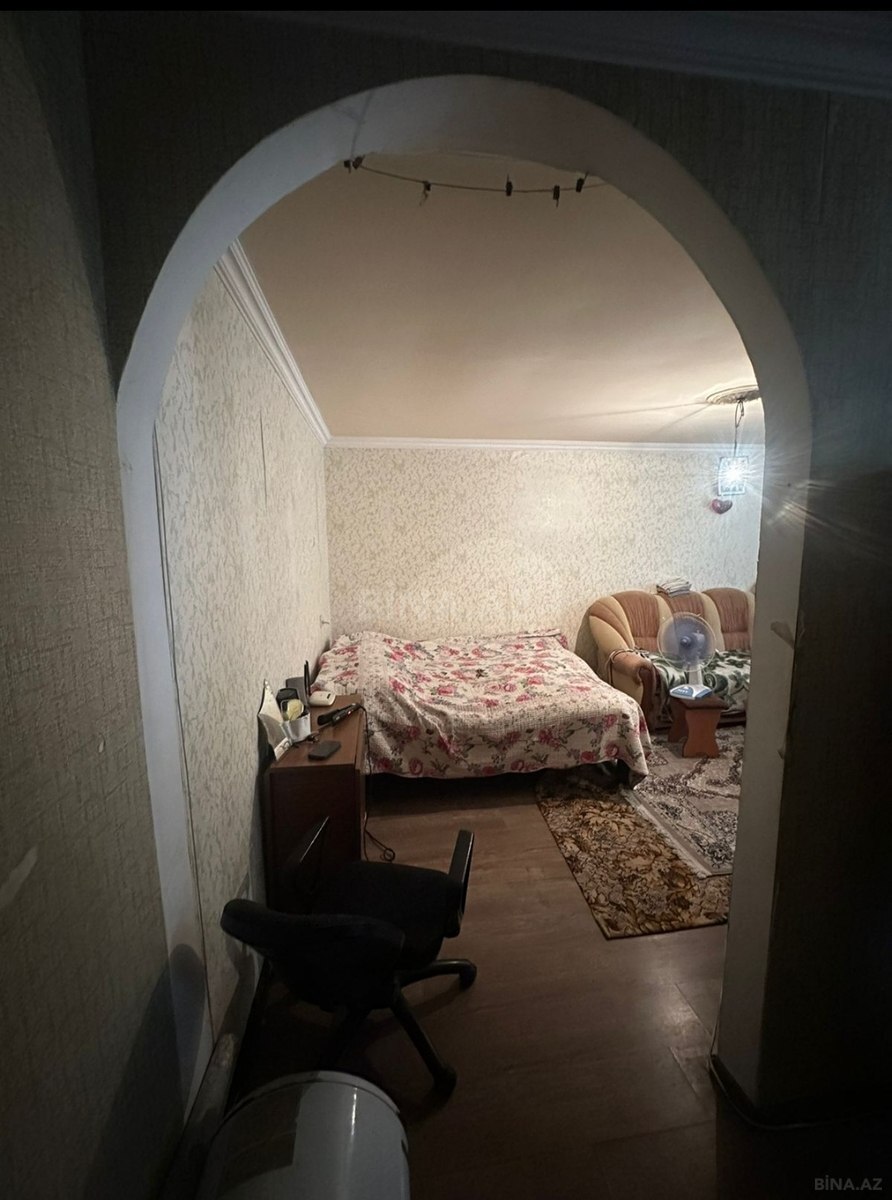 1 otaqlı Köhnə tikili, Həzi Aslanov m., Bakı