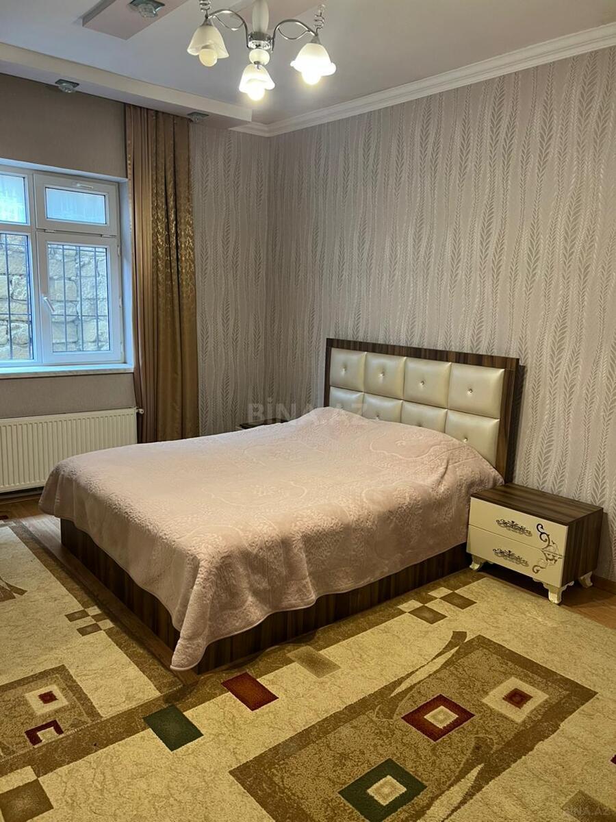 7 otaqlı, 153.3 m², Ağ şəhər