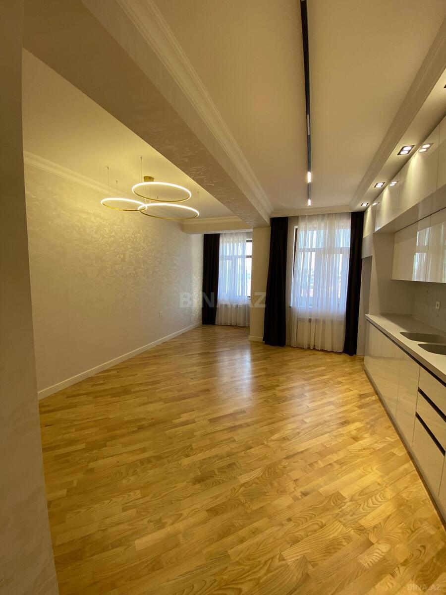 3 otaqlı Yeni tikili, Bakıxanov q., Bakı
