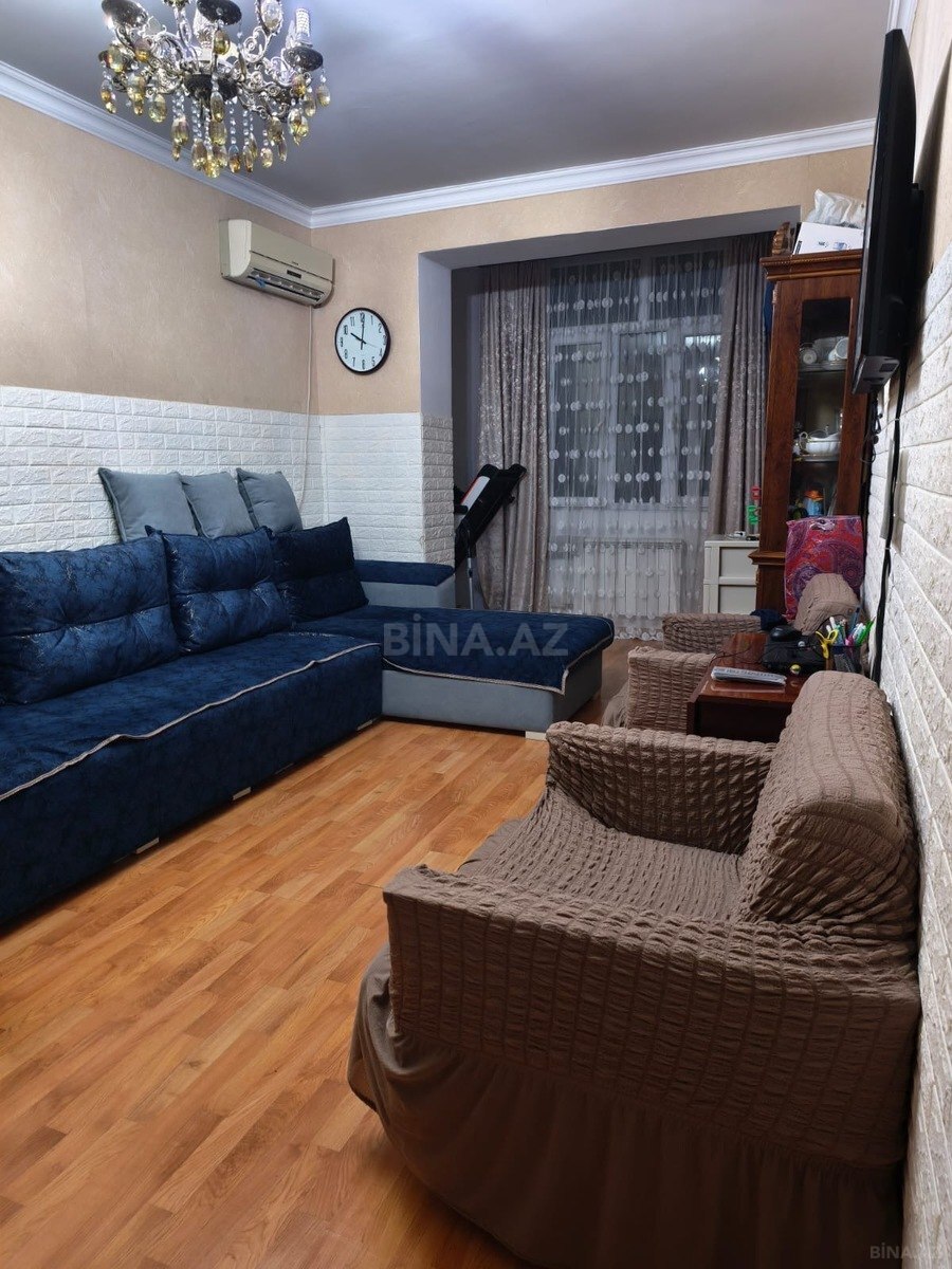 2 otaqlı Köhnə tikili, Neftçilər m., Bakı