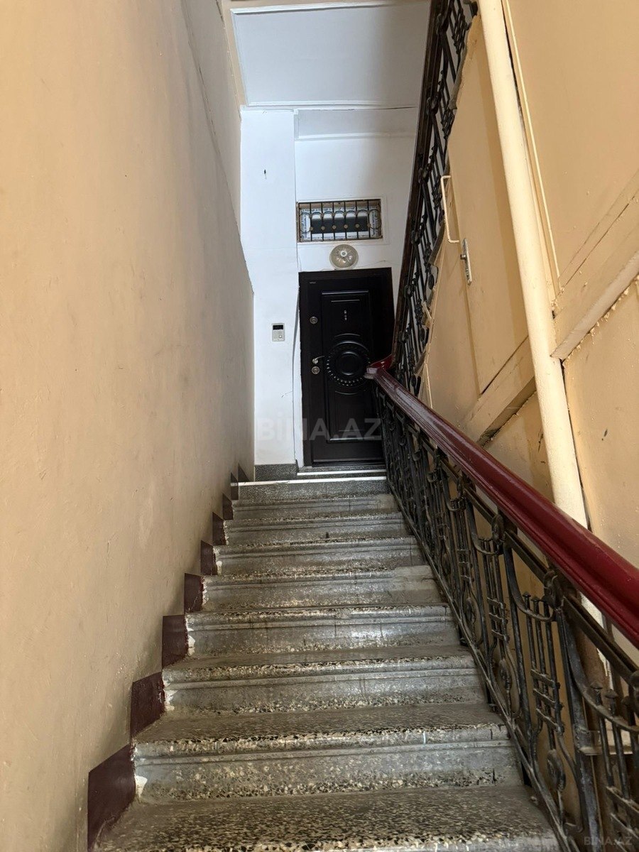 2 otaqlı Köhnə tikili, Sahil m., Bakı