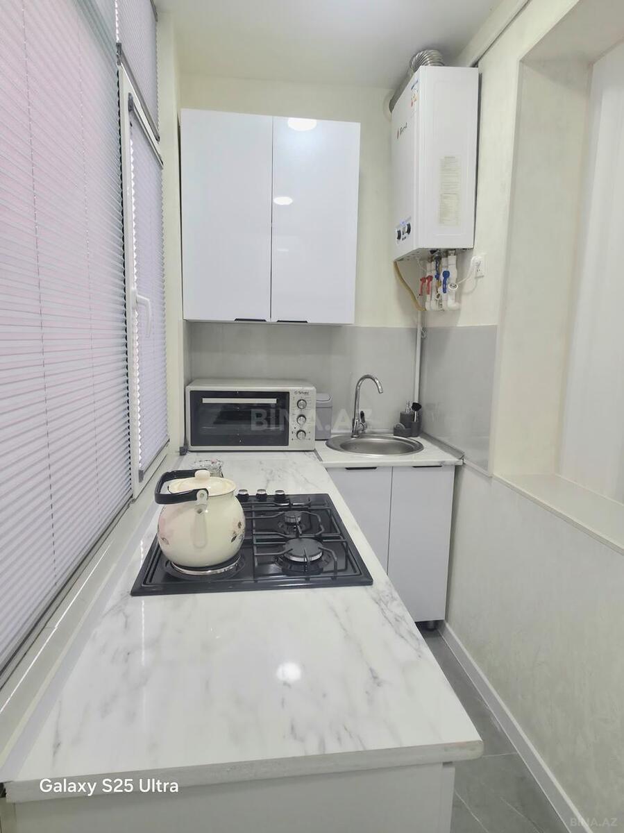 2 otaqlı Köhnə tikili, Memar Əcəmi m., Bakı