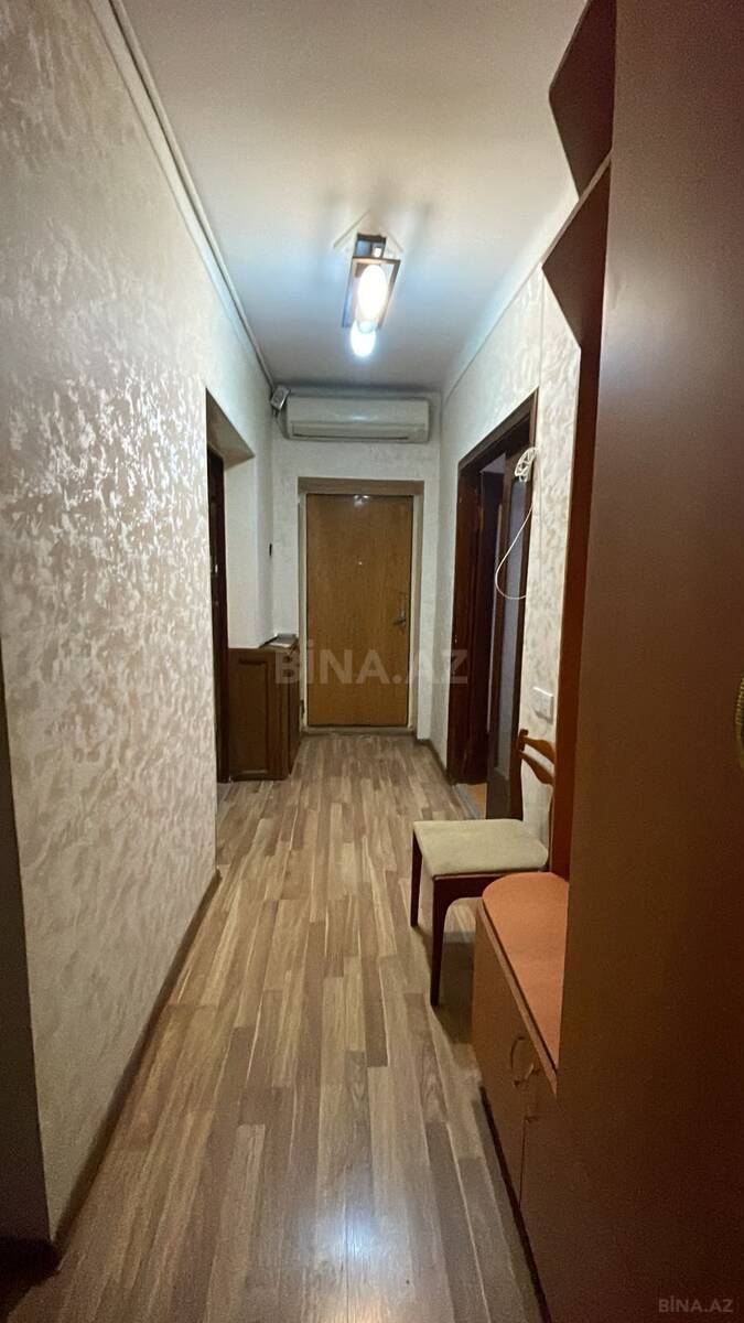 3 otaqlı Köhnə tikili, Elmlər Akademiyası m., Bakı