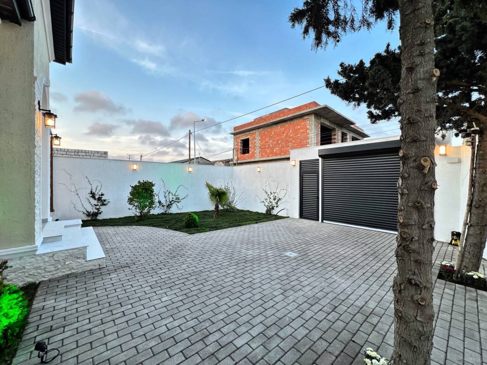 4 otaqlı Həyət evi/Bağ evi, Şüvəlan q., Bakı