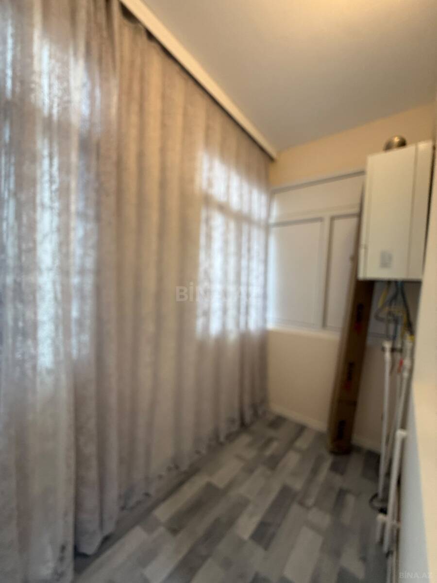 2 otaqlı Köhnə tikili, Memar Əcəmi m., Bakı