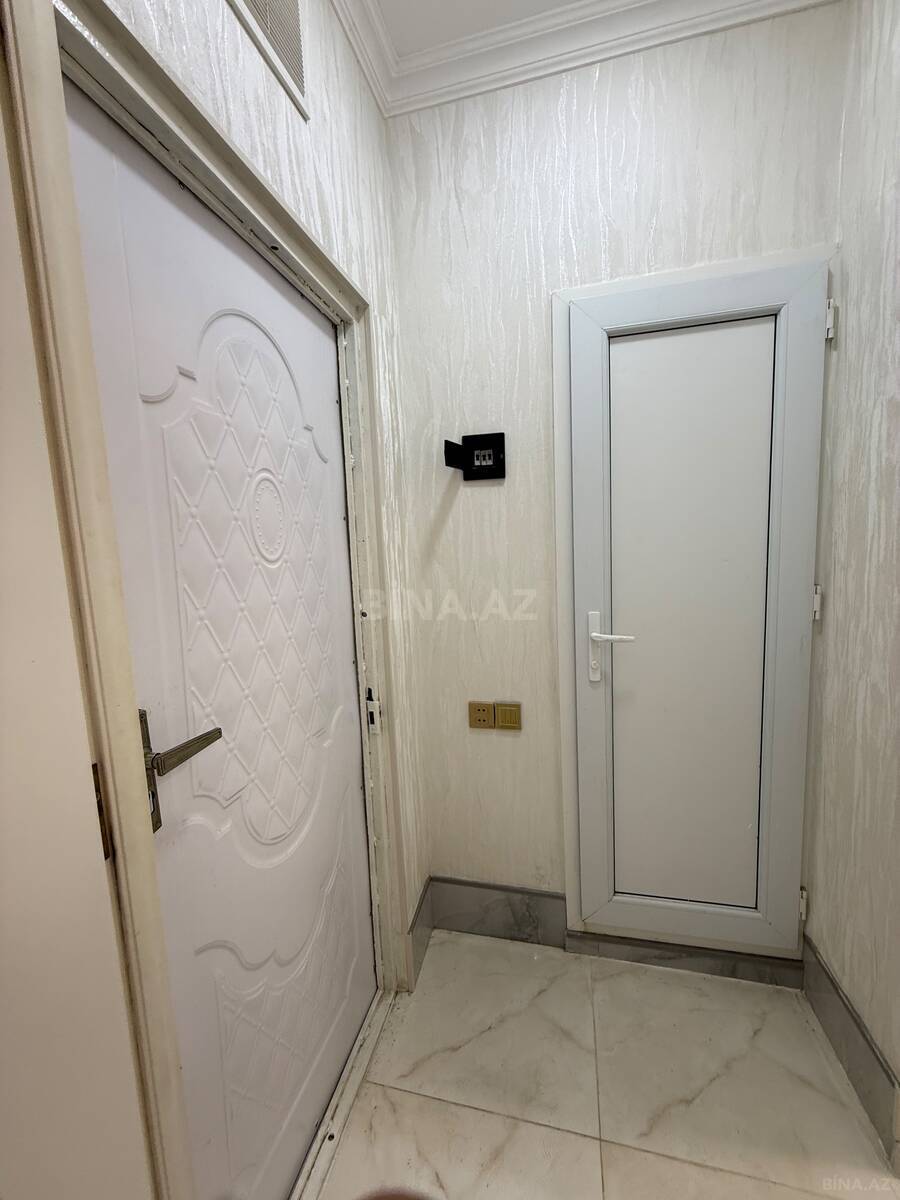 2 otaqlı Köhnə tikili, Memar Əcəmi m., Bakı