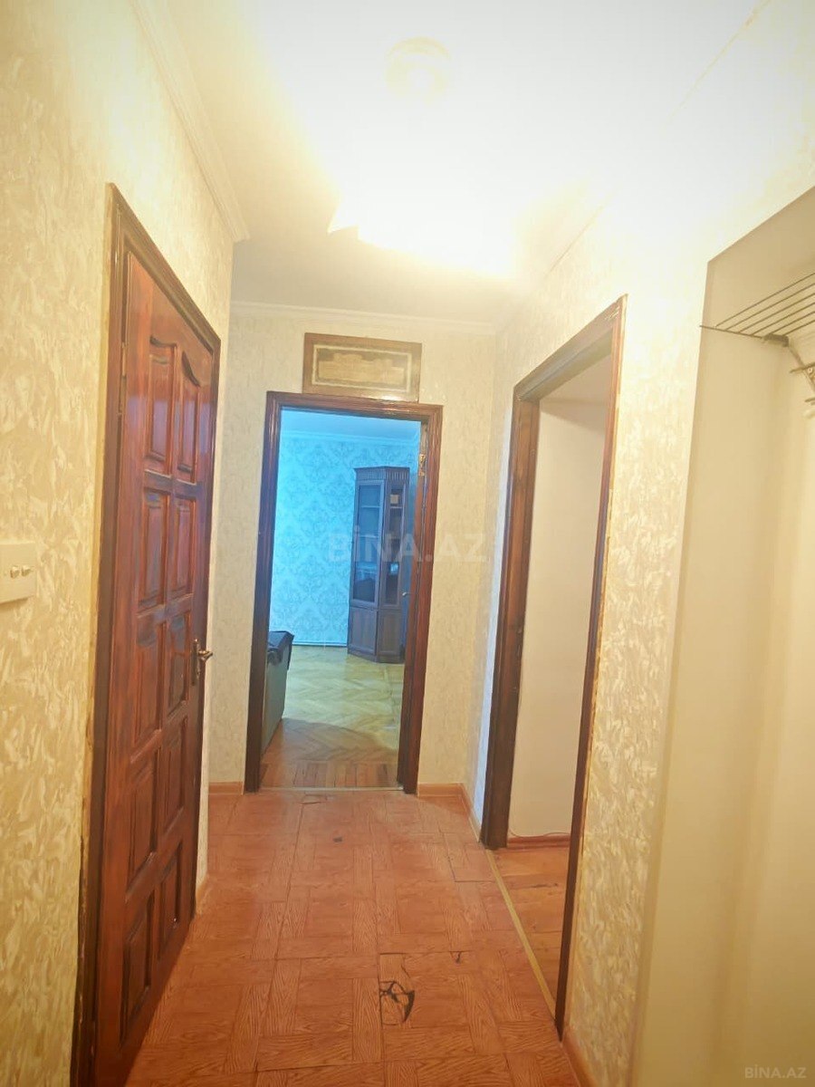 3 otaqlı Köhnə tikili, İnşaatçılar m., Bakı
