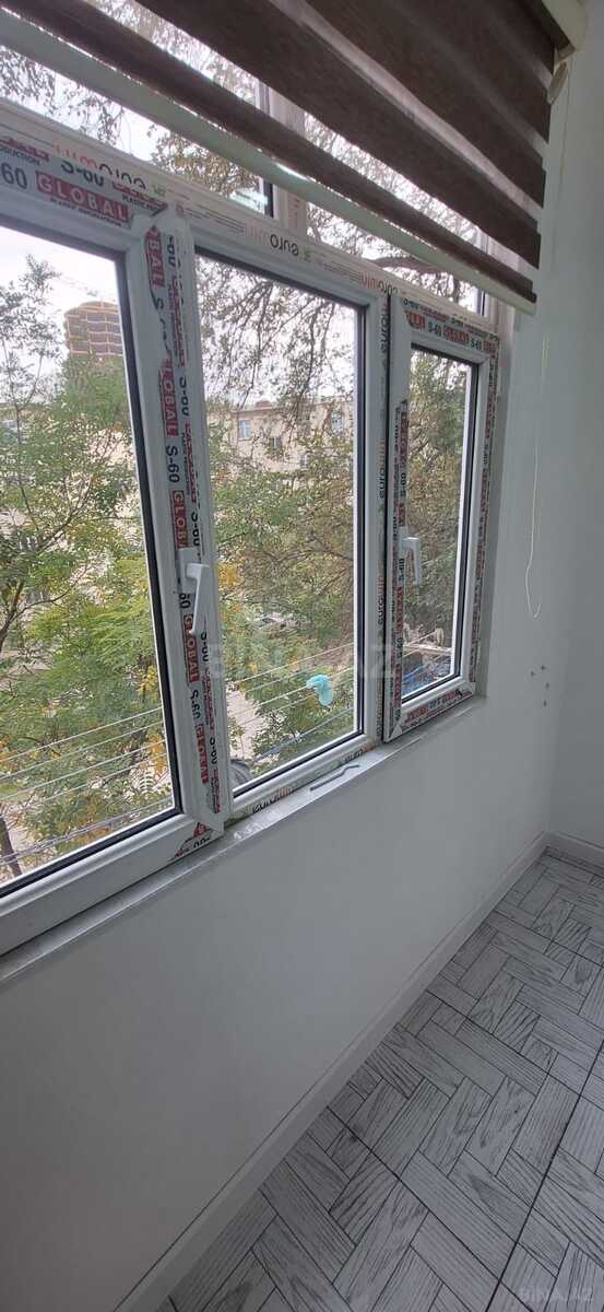 2 otaqlı Köhnə tikili, Memar Əcəmi m., Bakı