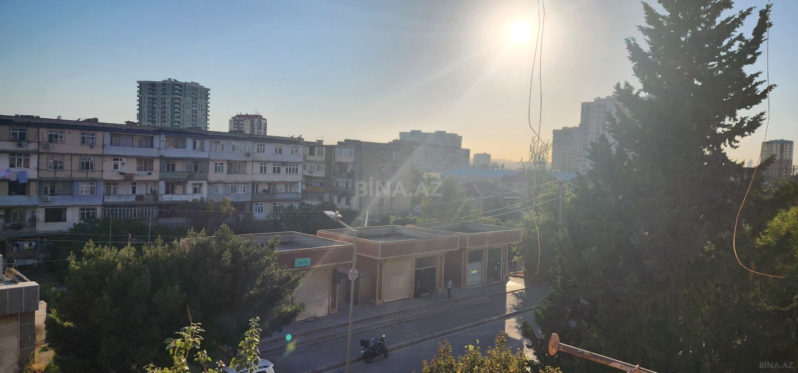 3 otaqlı Köhnə tikili, Həzi Aslanov m., Bakı