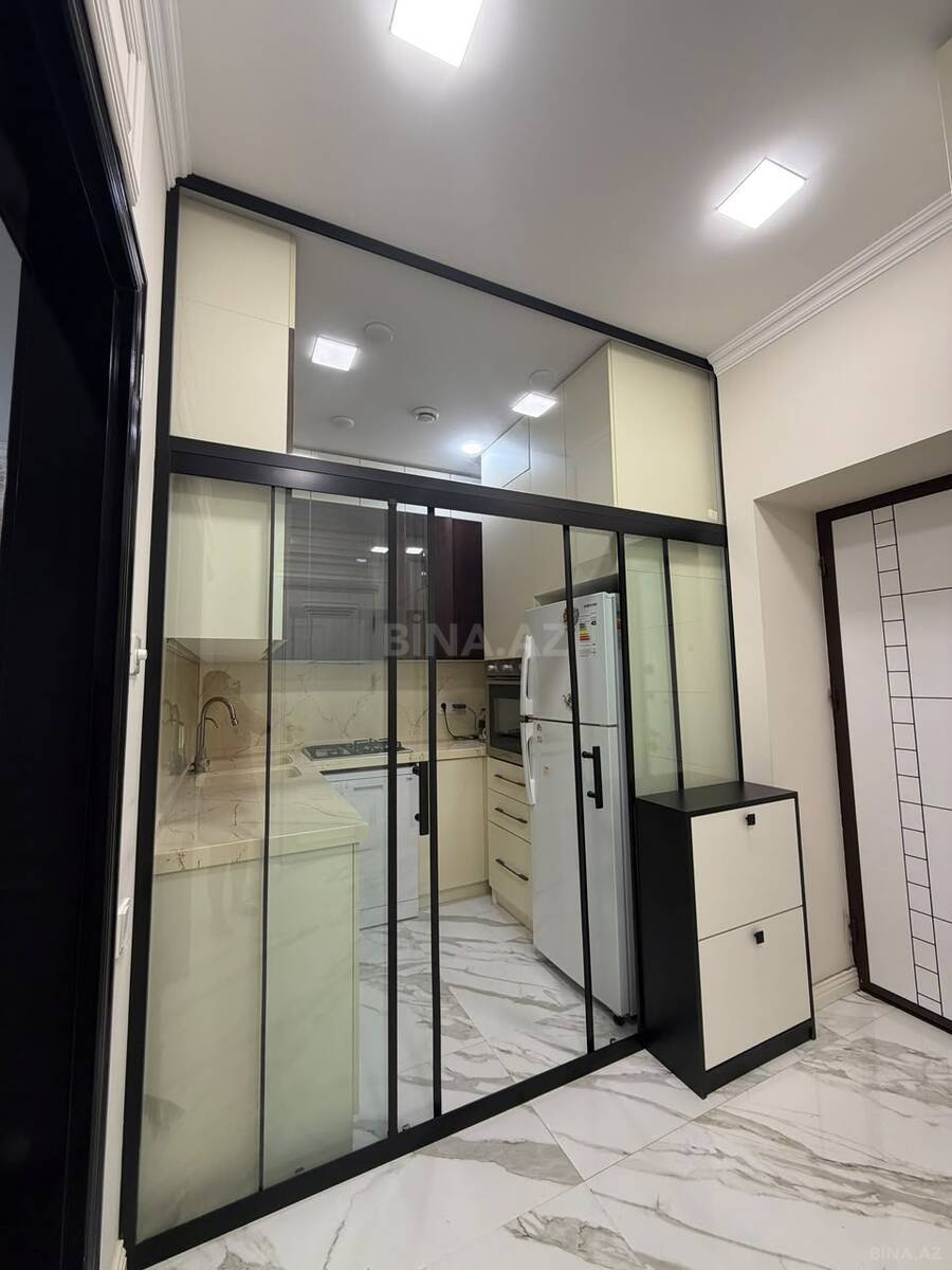 2 otaqlı Yeni tikili, 8 Noyabr m., Bakı