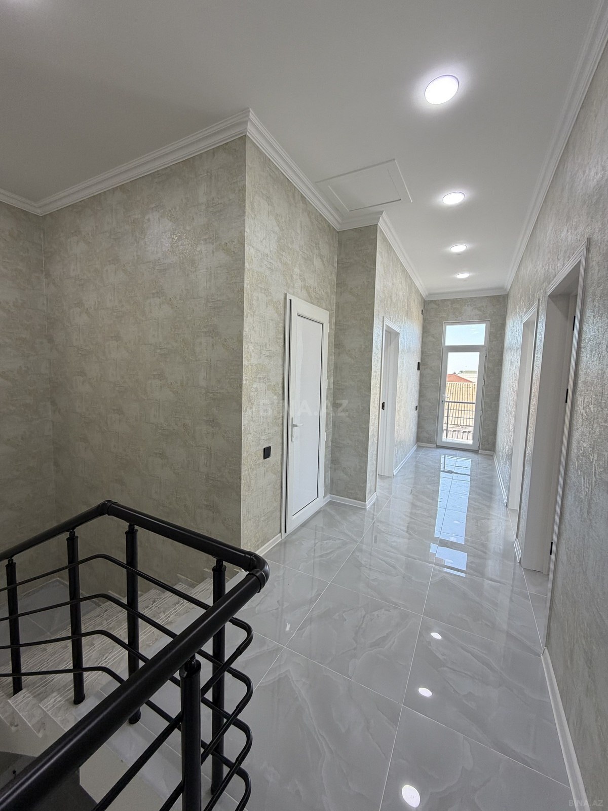 4 otaqlı Həyət evi/Bağ evi, Binə q., Bakı
