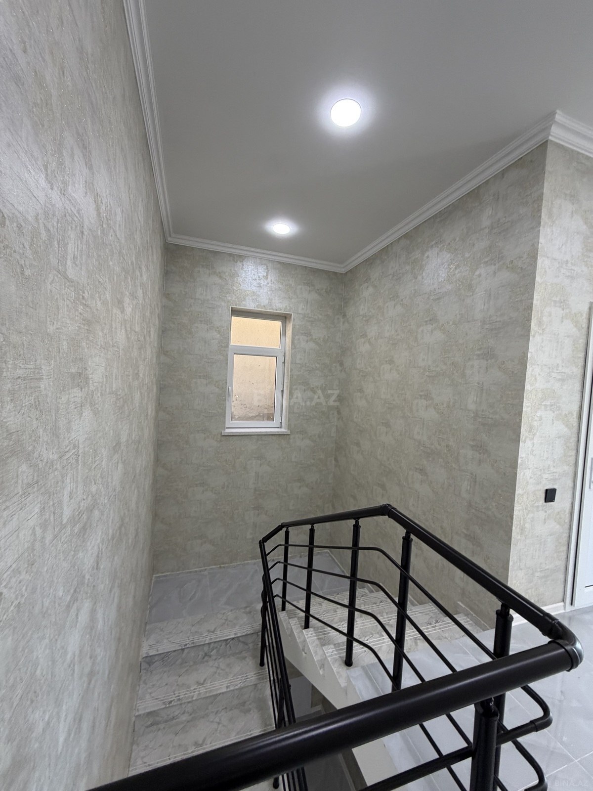 4 otaqlı Həyət evi/Bağ evi, Binə q., Bakı