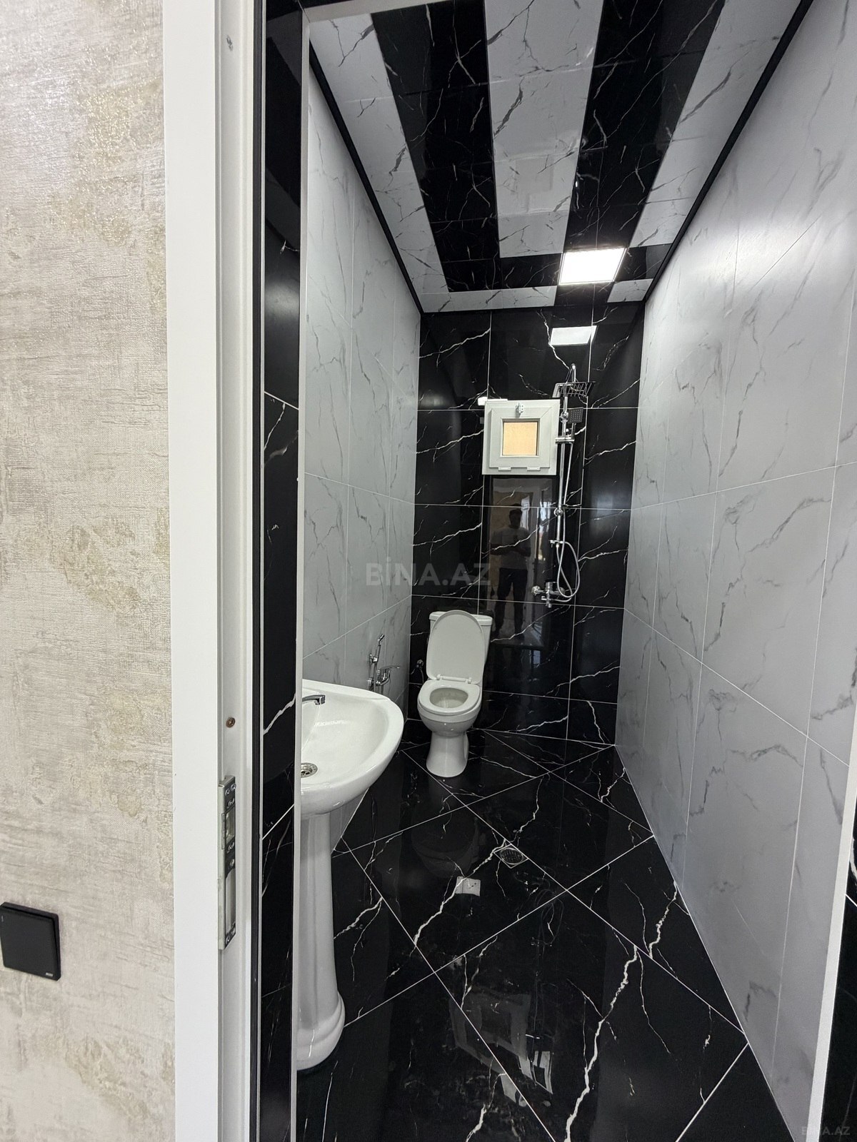 4 otaqlı Həyət evi/Bağ evi, Binə q., Bakı
