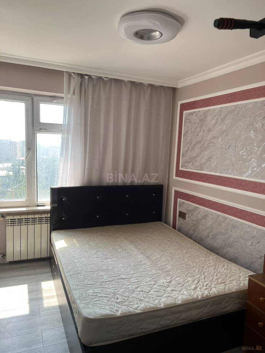 3 otaqlı Köhnə tikili, Memar Əcəmi m., Bakı