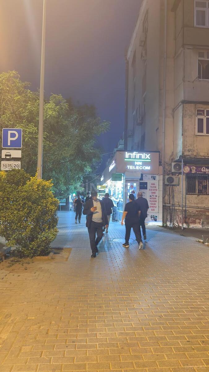 2 otaqlı Köhnə tikili, Neftçilər m., Bakı