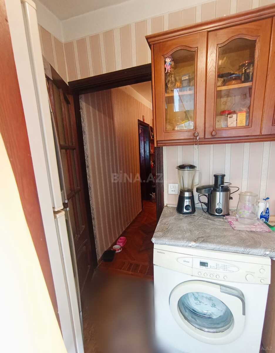 2 otaqlı Köhnə tikili, İnşaatçılar m., Bakı