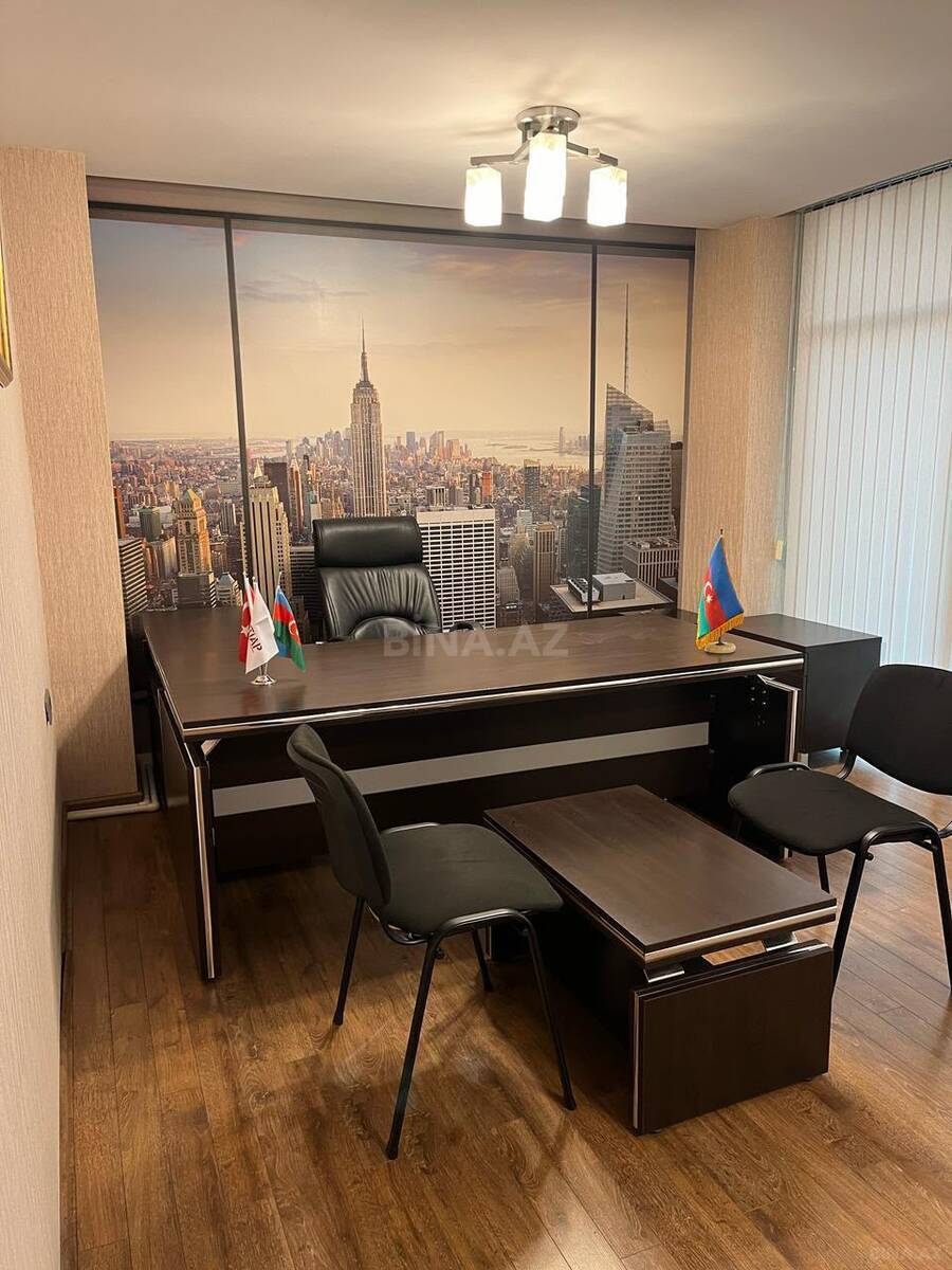 5 otaqlı, 220.0 m², Şah İsmayıl Xətai