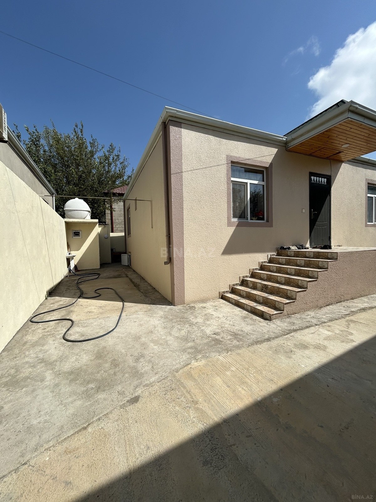 4 otaqlı Həyət evi/Bağ evi, Binə q., Bakı