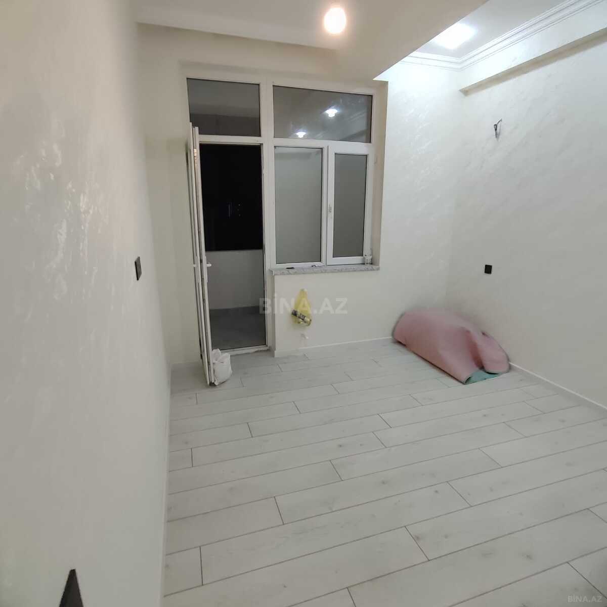 2 otaqlı Yeni tikili, Xırdalan