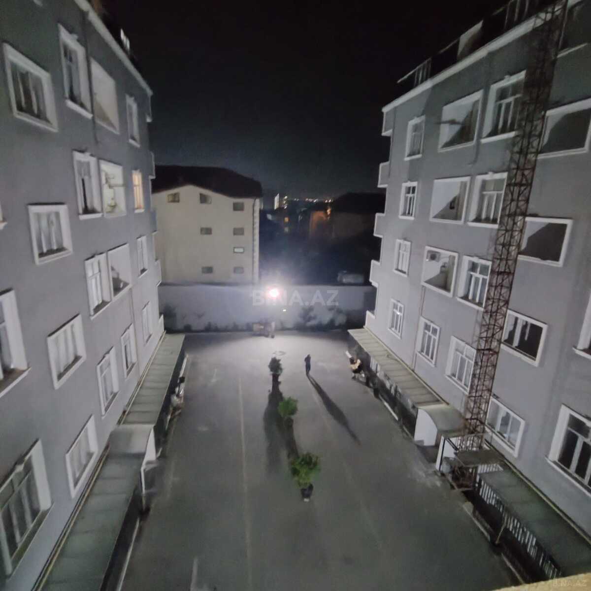 2 otaqlı Yeni tikili, Xırdalan