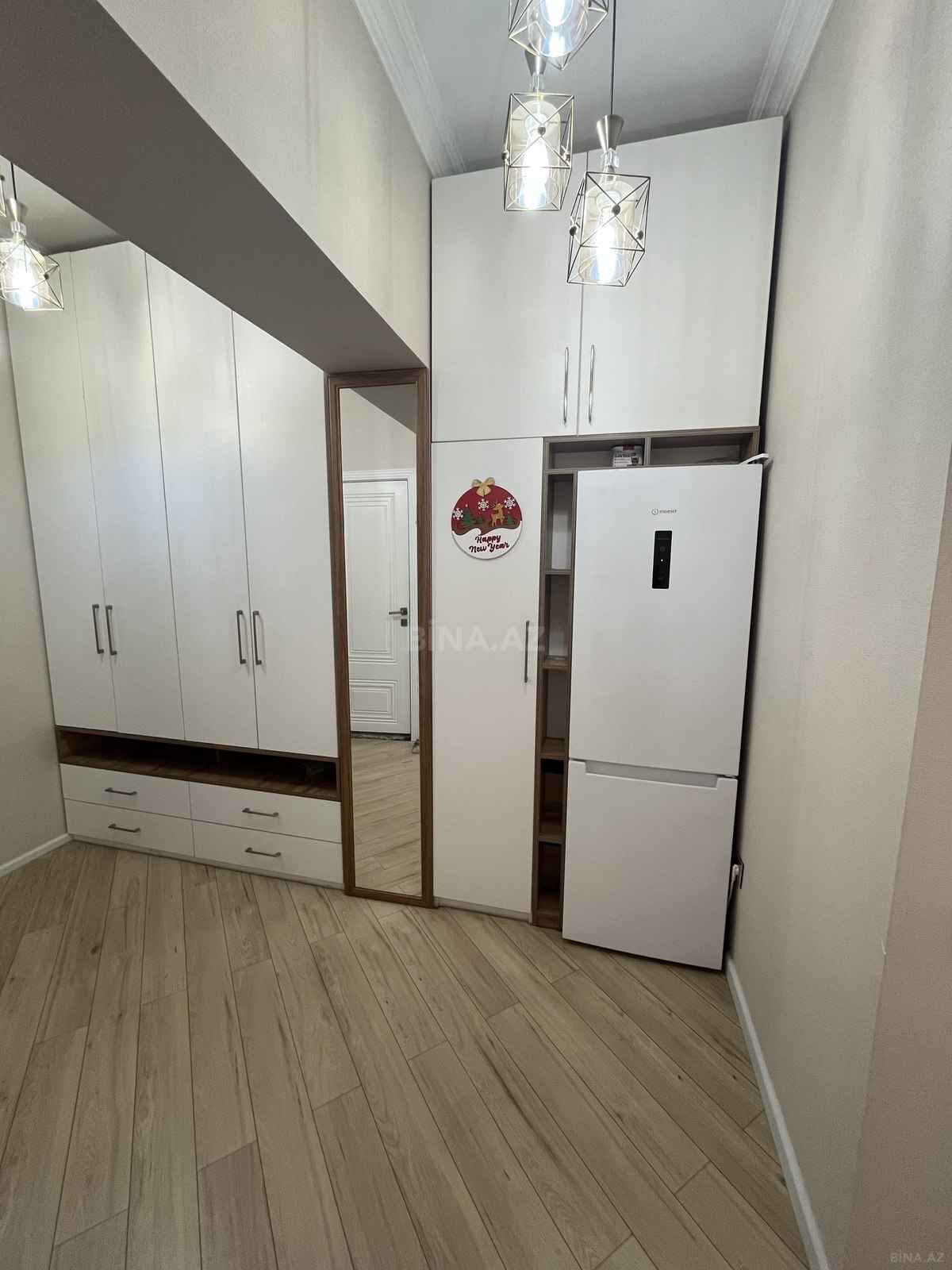 2 otaqlı Yeni tikili, Qara Qarayev m., Bakı