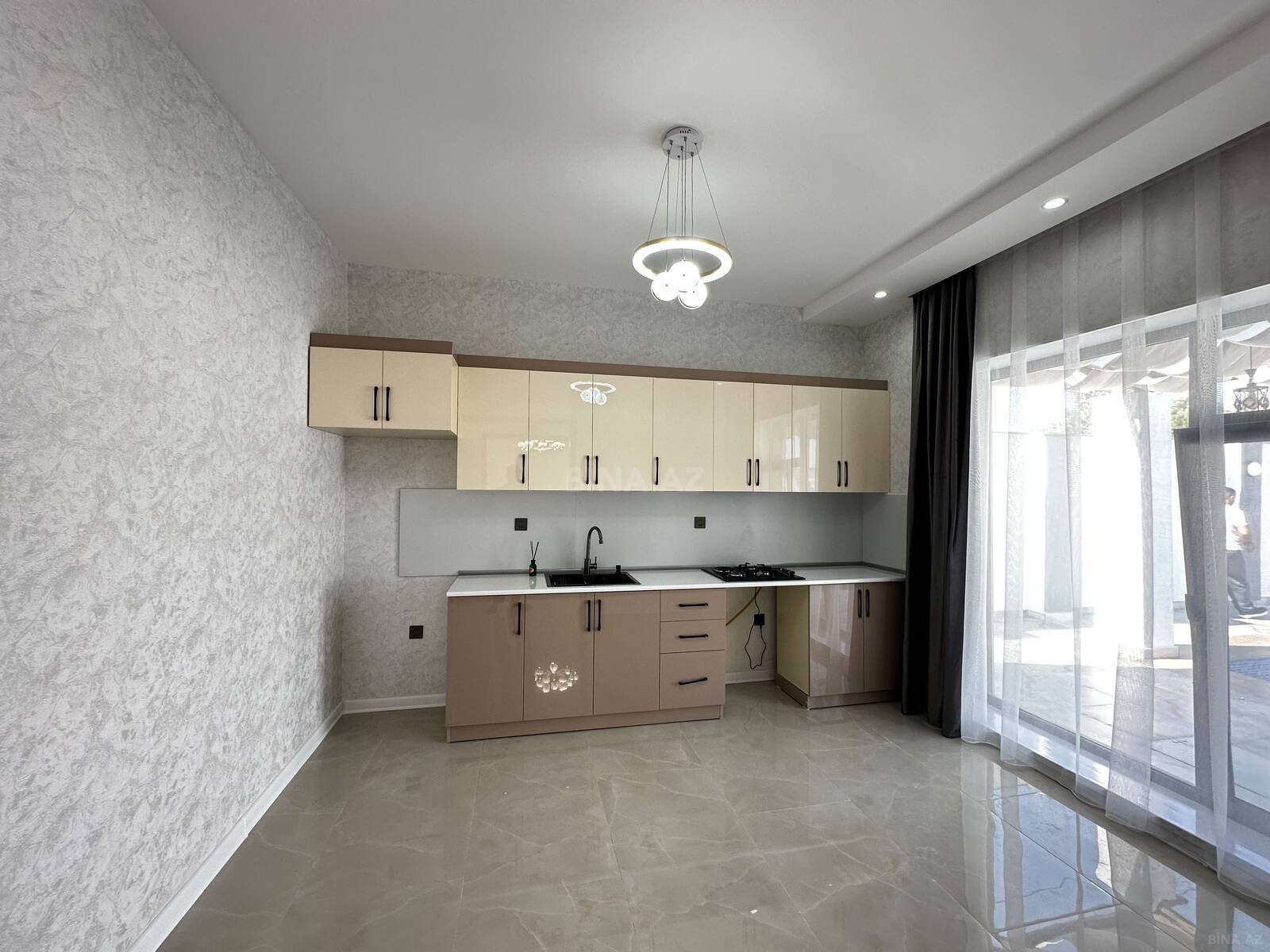 4 otaqlı Həyət evi/Bağ evi, Şüvəlan q., Bakı