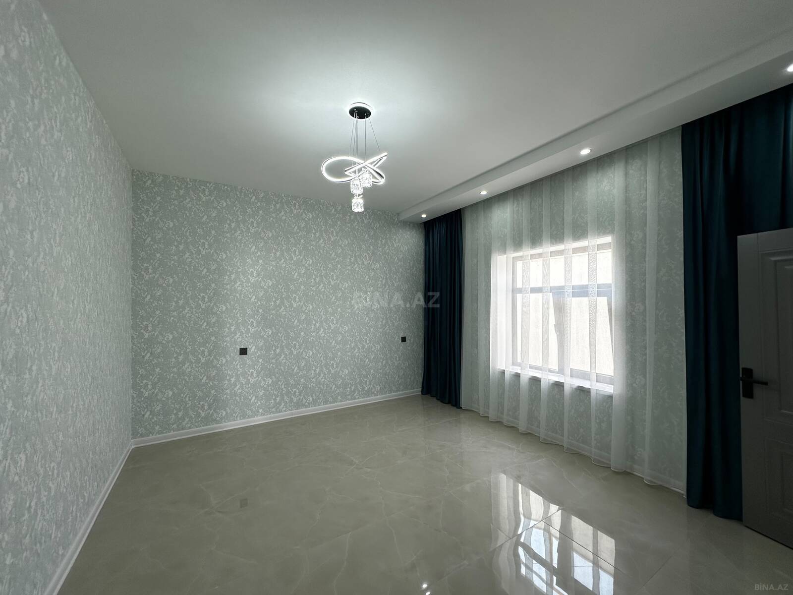 4 otaqlı Həyət evi/Bağ evi, Şüvəlan q., Bakı