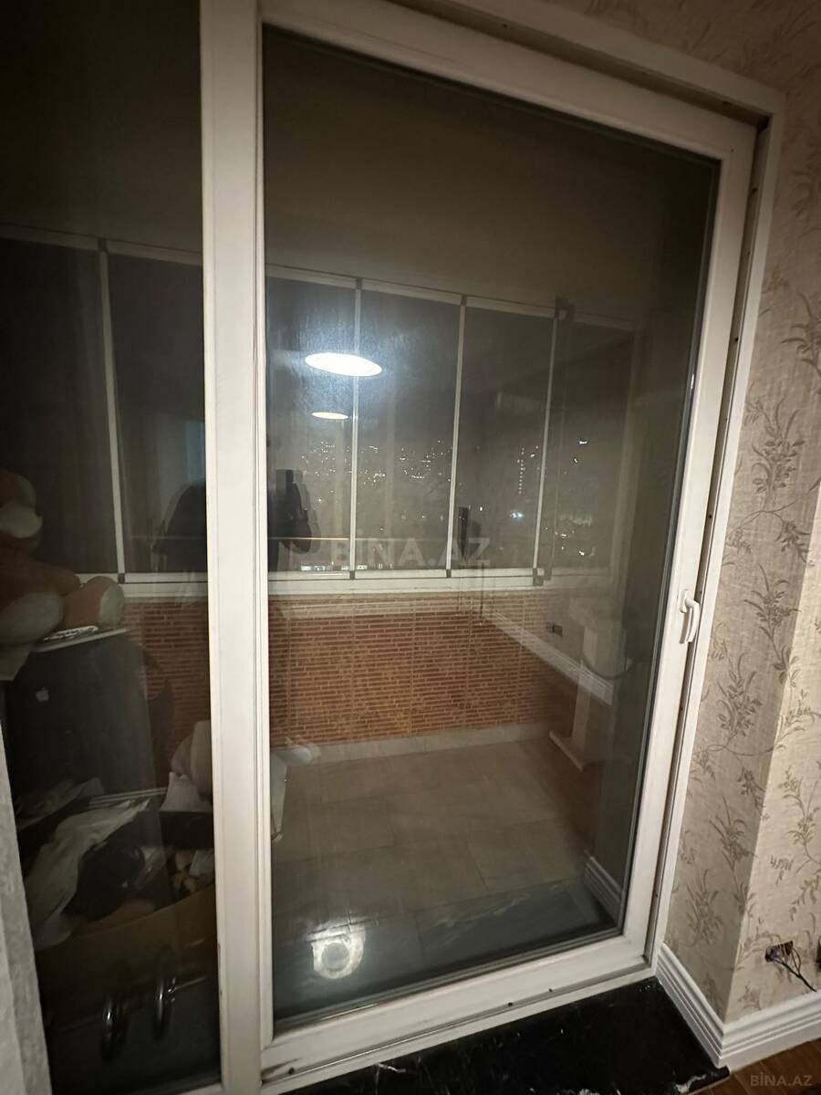 4 otaqlı Yeni tikili, Nizami m., Bakı