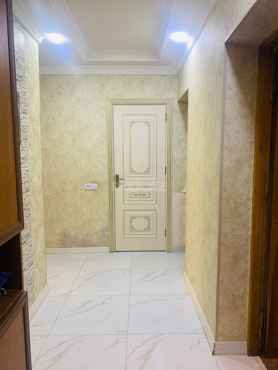 5 otaqlı Köhnə tikili, Əhmədli m., Bakı