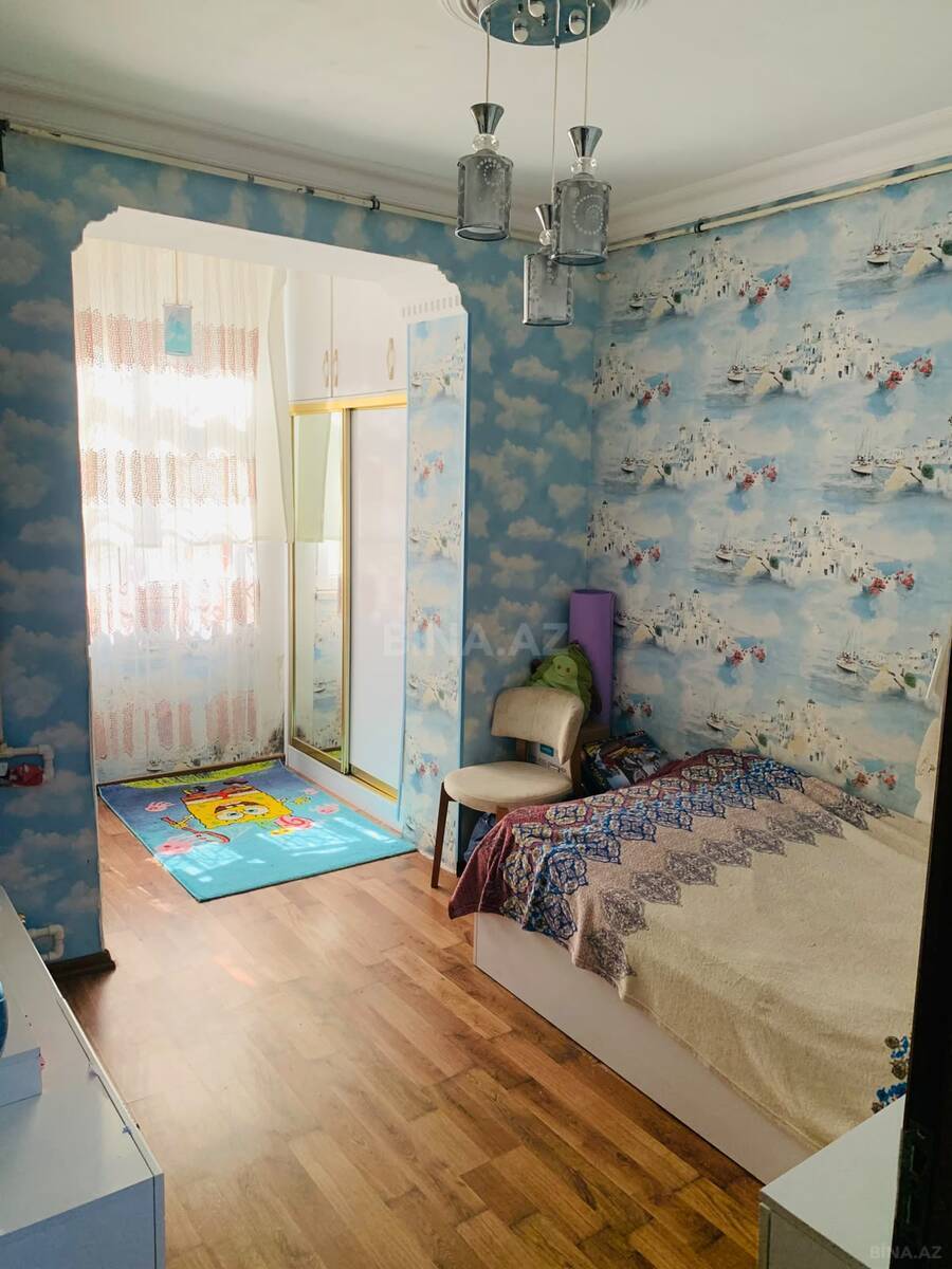 5 otaqlı Köhnə tikili, Əhmədli m., Bakı
