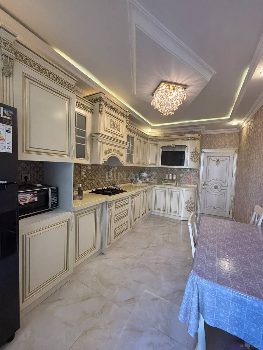 3 otaqlı Yeni tikili, Həzi Aslanov m., Bakı