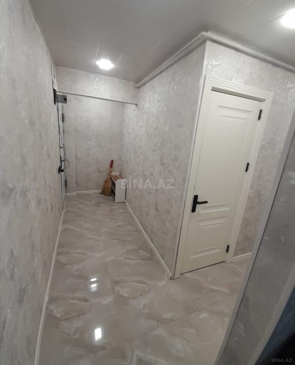 2 otaqlı Köhnə tikili, Neftçilər m., Bakı