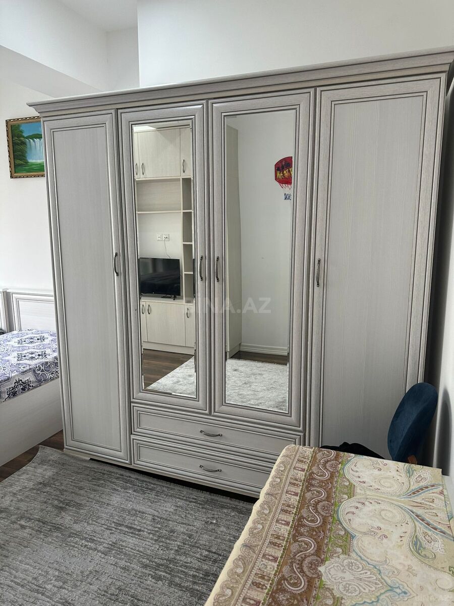 3 otaqlı Yeni tikili, Şah İsmayıl Xətai m., Bakı