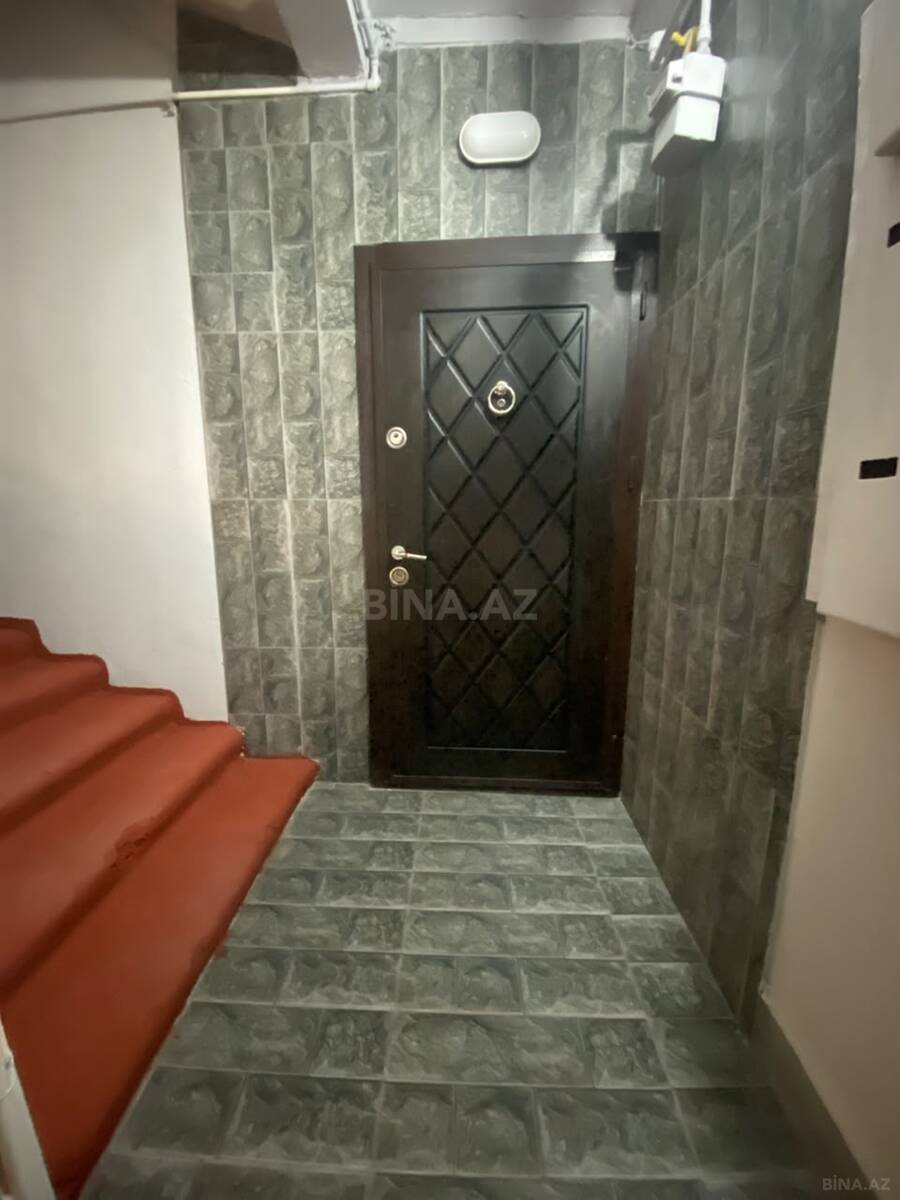 3 otaqlı Köhnə tikili, Xalqlar Dostluğu m., Bakı