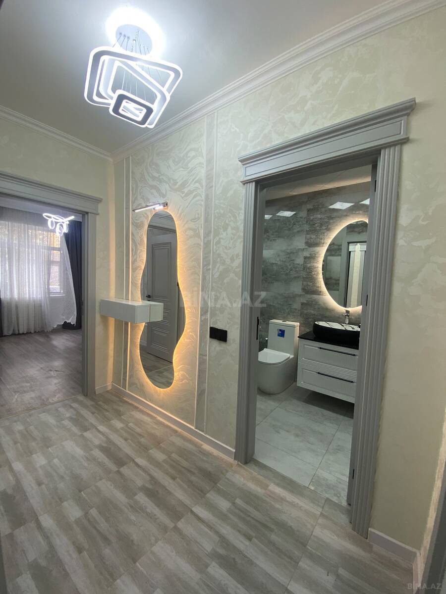 3 otaqlı Köhnə tikili, Xalqlar Dostluğu m., Bakı