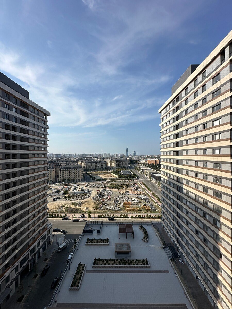 4 otaqlı Yeni tikili, Ağ şəhər q., Bakı