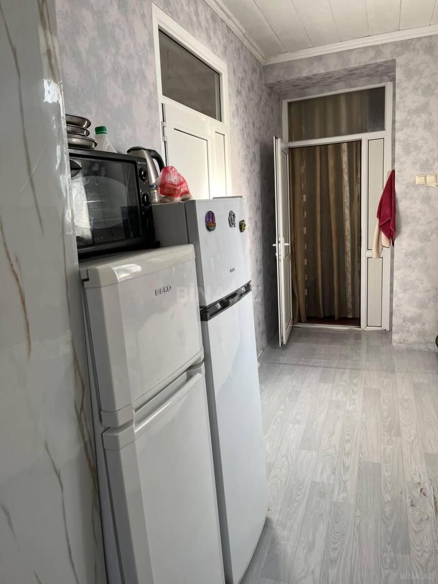 3 otaqlı Köhnə tikili, Nizami m., Bakı