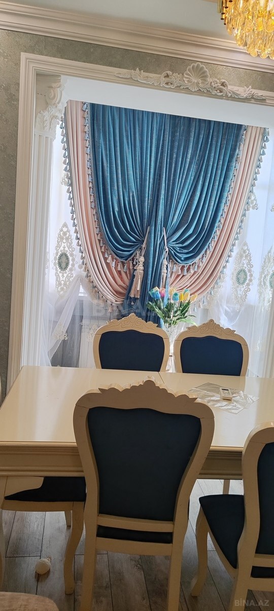 3 otaqlı Yeni tikili, Xırdalan