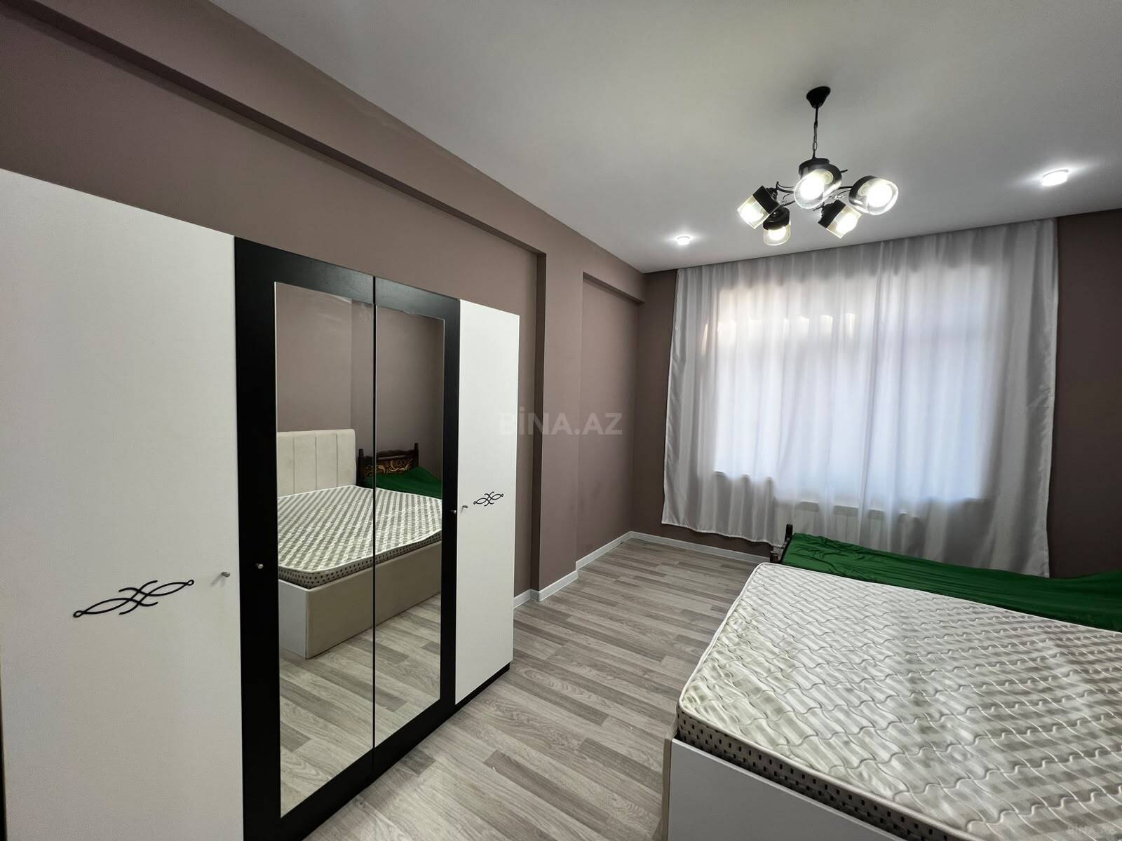 2 otaqlı Yeni tikili, Xırdalan