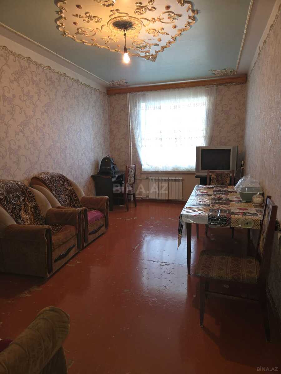 2 otaqlı Köhnə tikili, Neftçilər m., Bakı