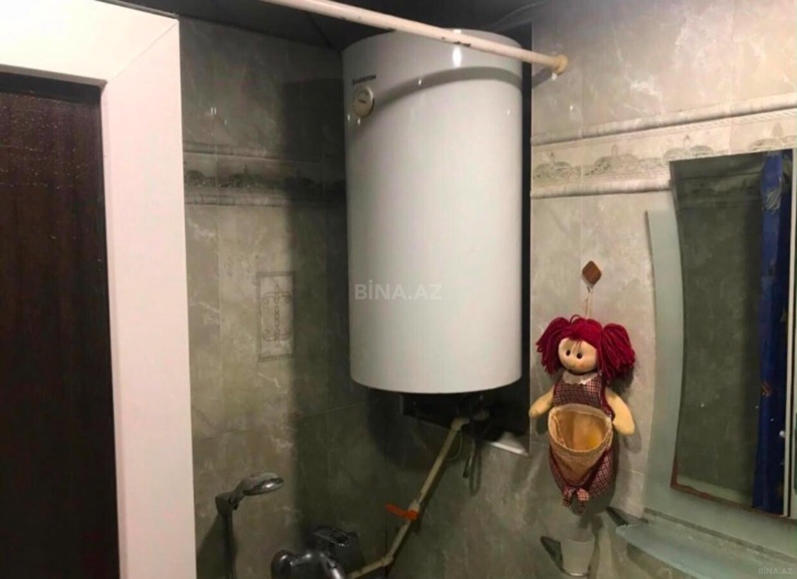 3 otaqlı Köhnə tikili, İnşaatçılar m., Bakı