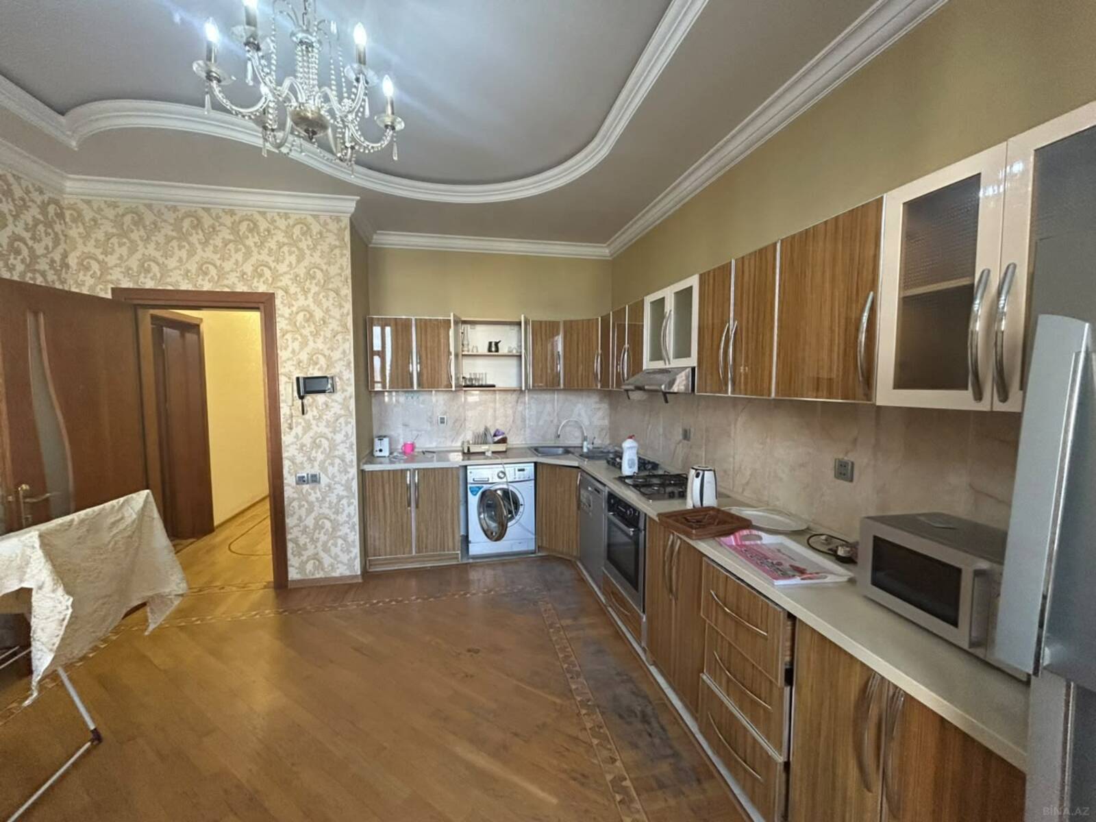 3 otaqlı Yeni tikili, 8 Noyabr m., Bakı
