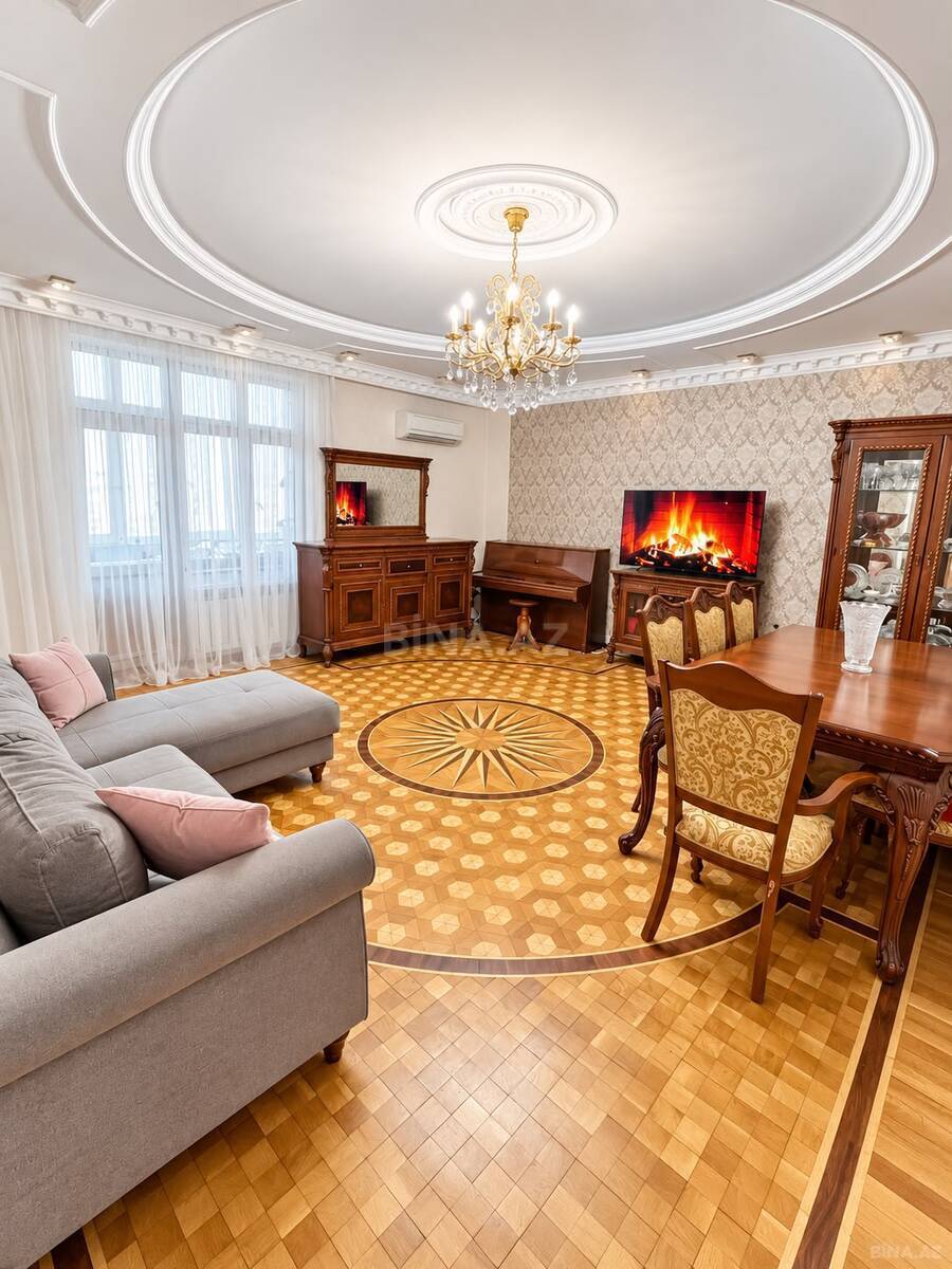 3 otaqlı Yeni tikili, Neftçilər m., Bakı