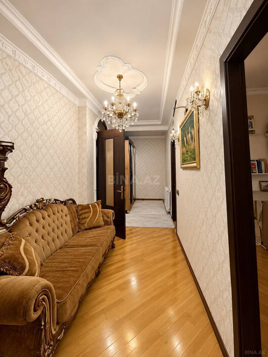 3 otaqlı Yeni tikili, Neftçilər m., Bakı