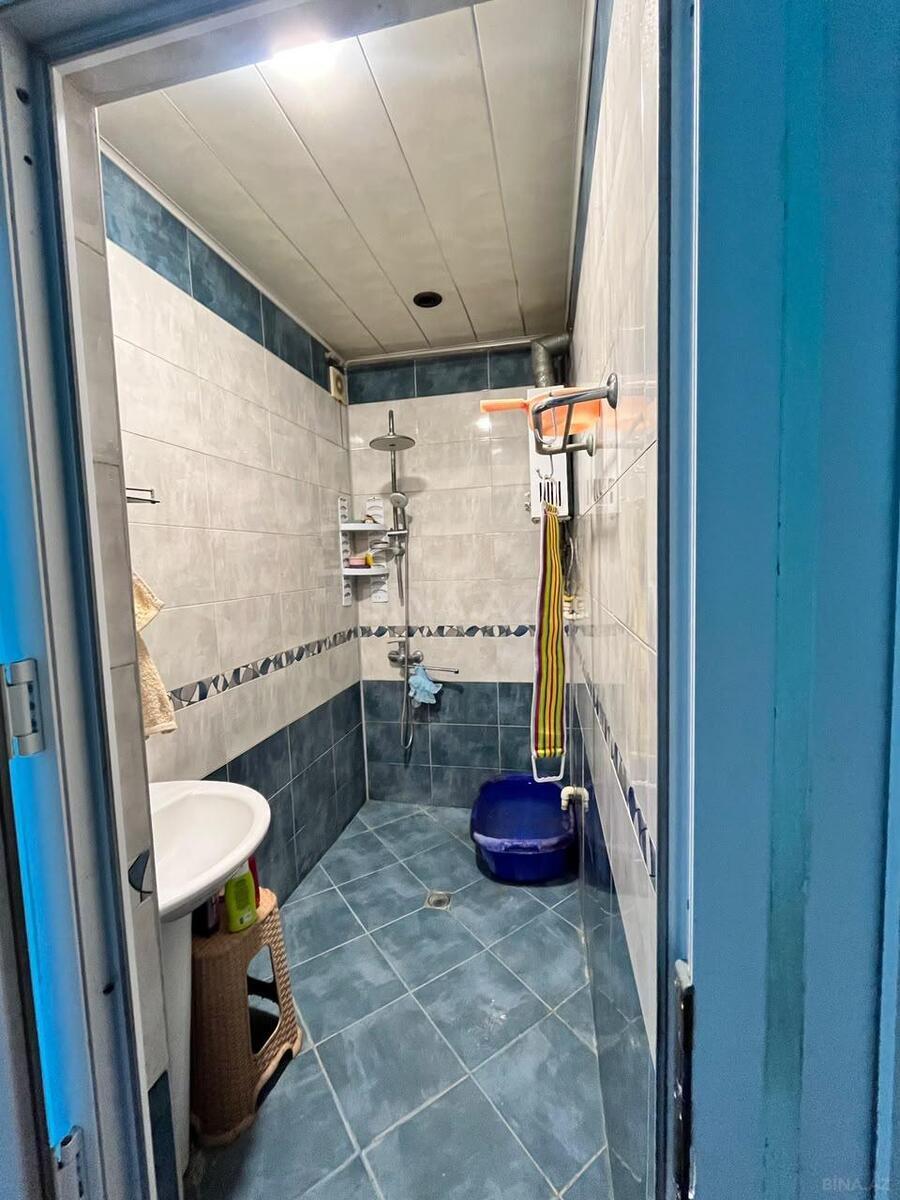 3 otaqlı Köhnə tikili, Yeni Günəşli q., Bakı