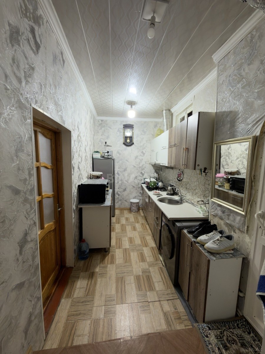 2 otaqlı Həyət evi/Bağ evi, Avtovağzal m., Bakı