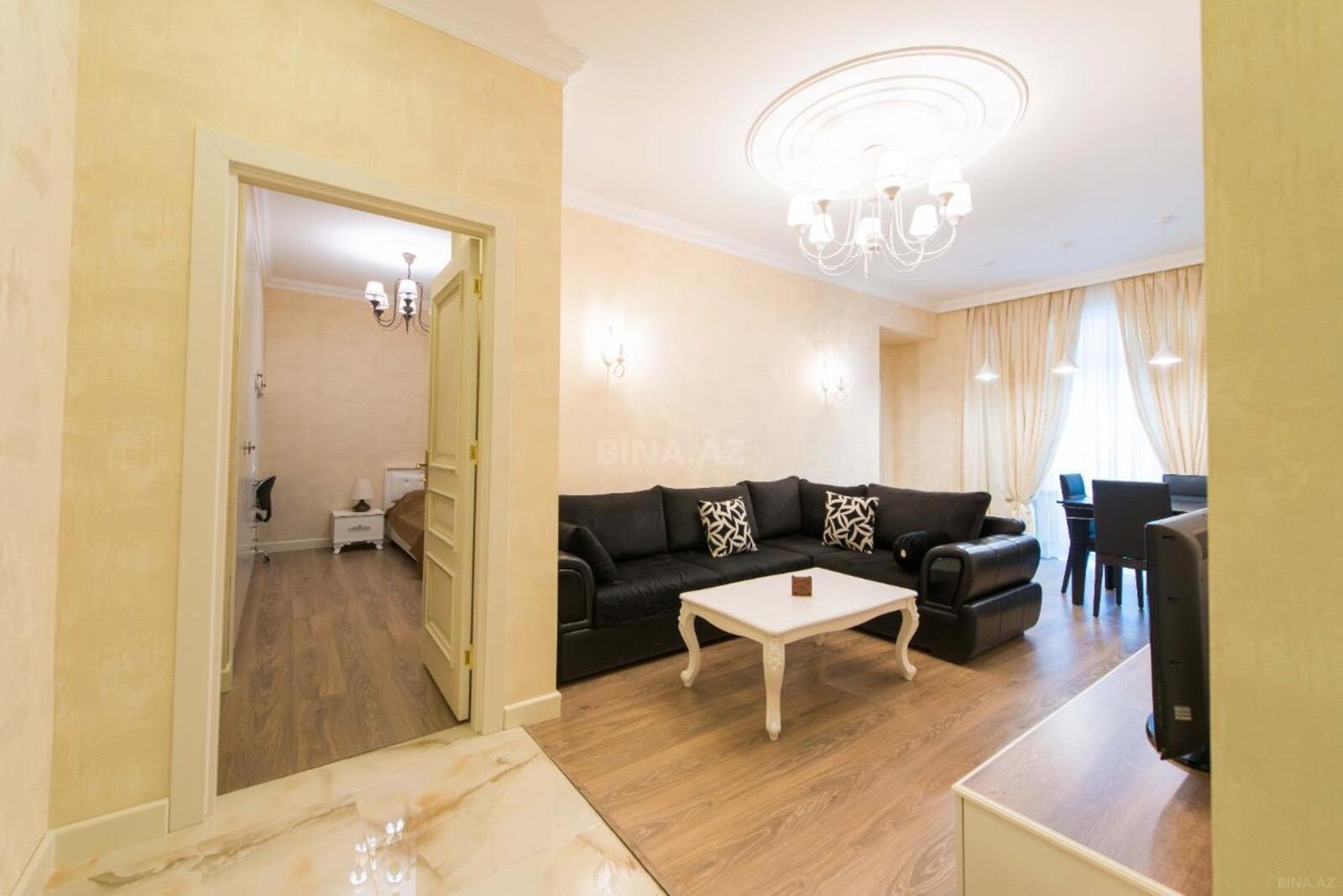 3 otaqlı Yeni tikili, 8 Noyabr m., Bakı