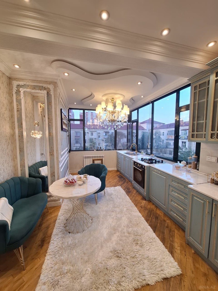 4 otaqlı Yeni tikili, Qara Qarayev m., Bakı