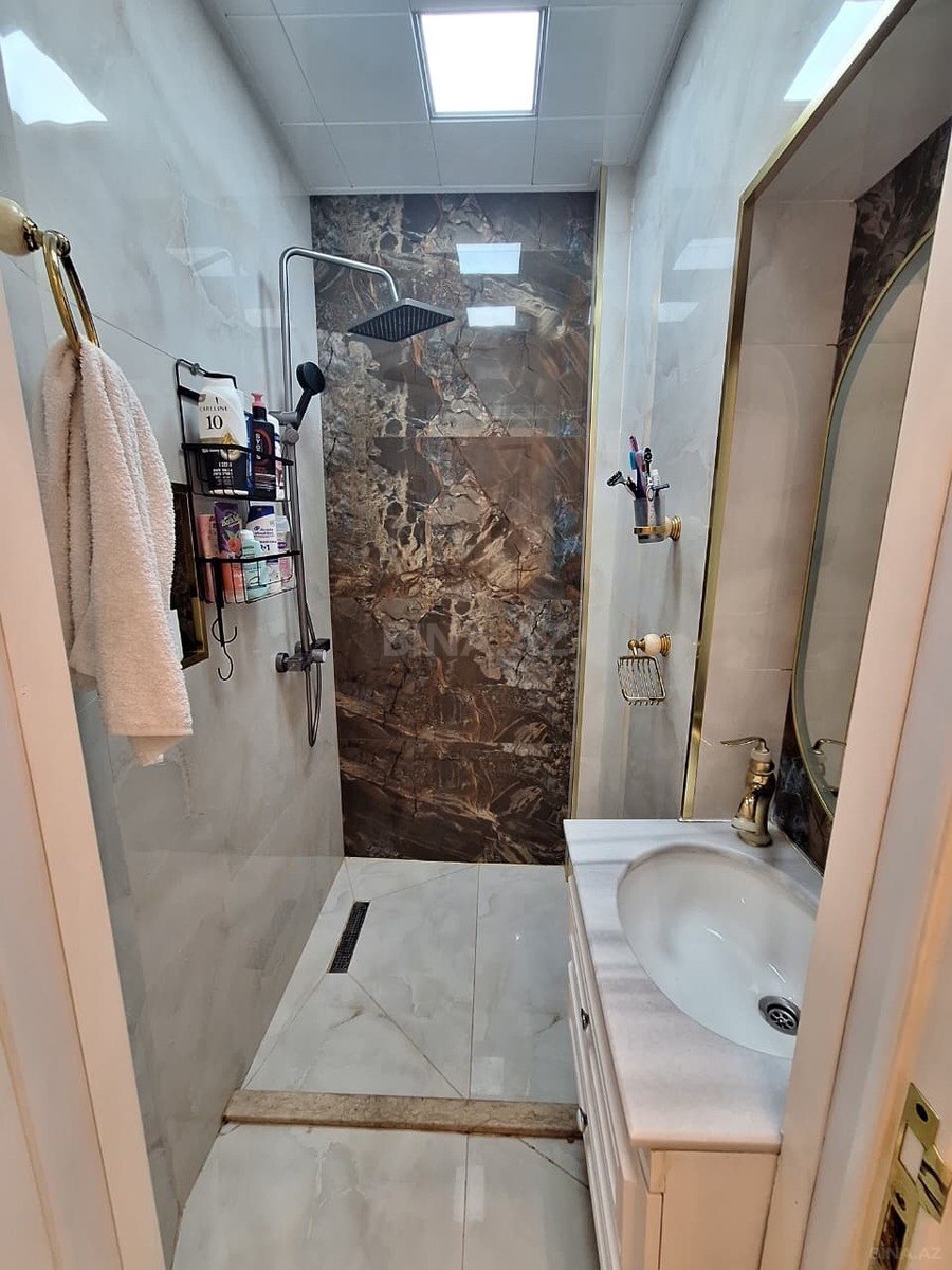 4 otaqlı Yeni tikili, Qara Qarayev m., Bakı